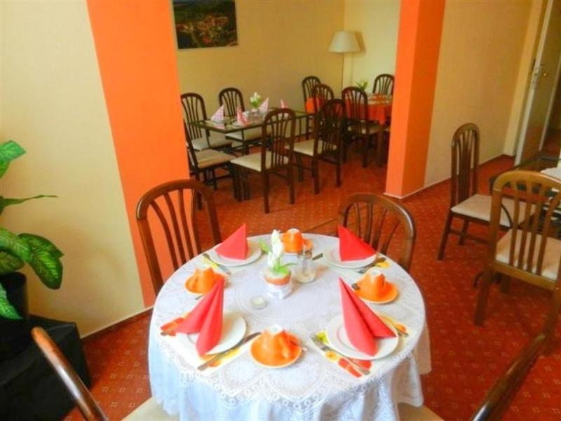 Hotel Tábor Exteriör bild